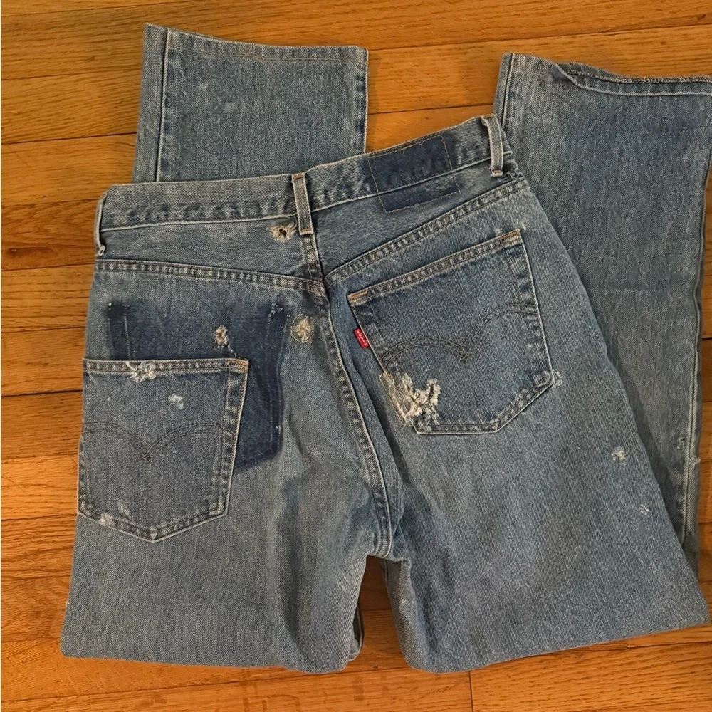 Re/Done Light Blue Distressed Straight Leg Jeans - Picture 1 of 3